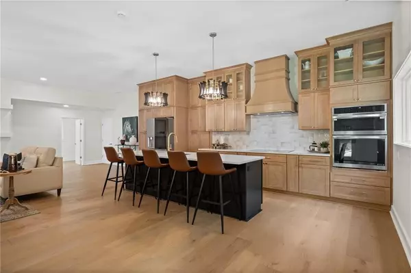 Roswell, GA 30075,670 Riverside RD