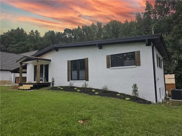 4547 Duncan DR, Sugar Hill, GA 30518