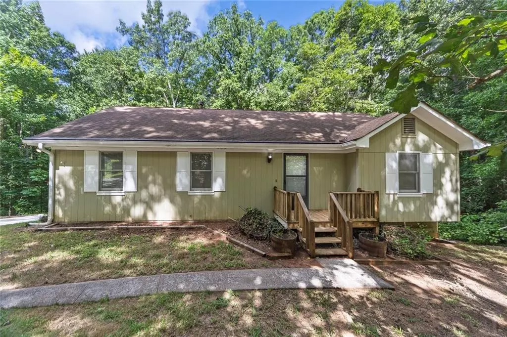 Ball Ground, GA 30107,2202 Heath DR