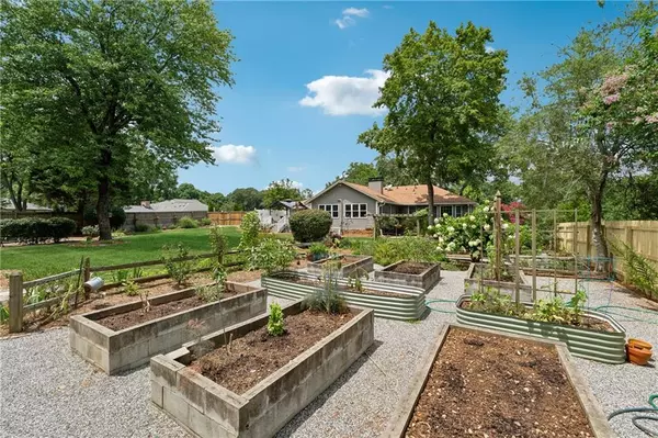 Roswell, GA 30076,240 Saddle Horn CIR