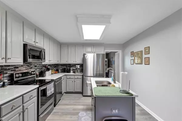 Oxford, GA 30054,90 Marbrook TRCE