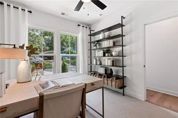Atlanta, GA 30318,2571 Astaire CT