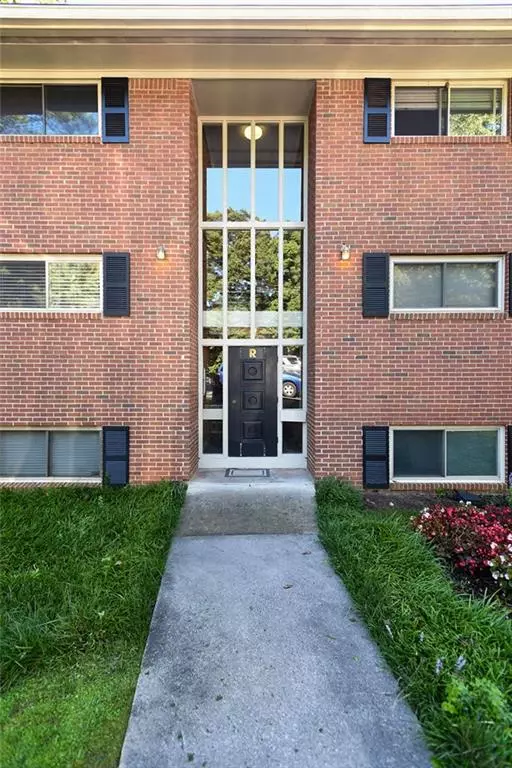 Decatur, GA 30030,1111 Clairemont AVE #R4