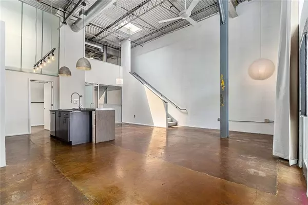 Atlanta, GA 30307,195 Arizona AVE NE #102