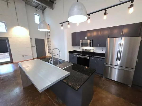 Atlanta, GA 30307,195 Arizona AVE NE #102