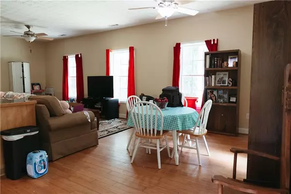 Dahlonega, GA 30533,105 Panners RD
