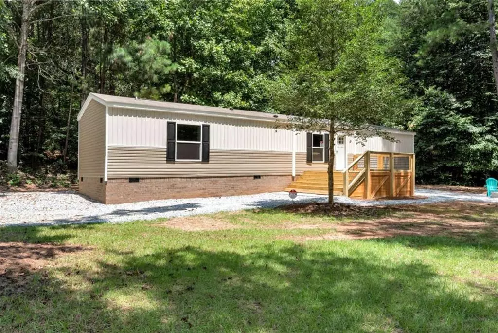 Lavonia, GA 30553,110 Oakwood RD