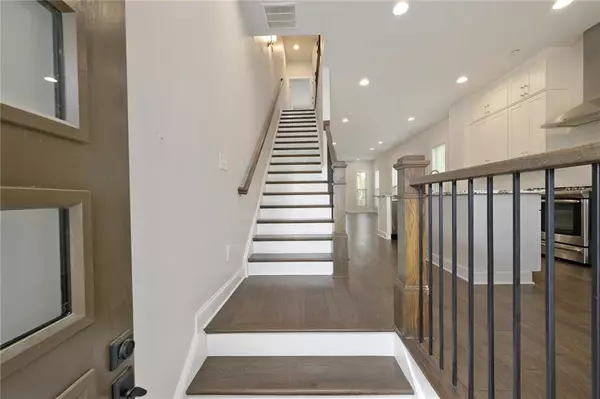 Sandy Springs, GA 30342,4231 Deming CIR