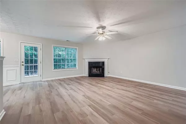 Lithonia, GA 30058,683 Lakes CIR