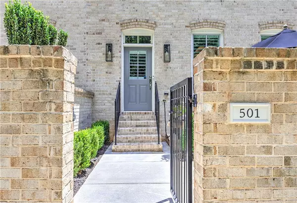 Roswell, GA 30075,501 Woodhollow DR