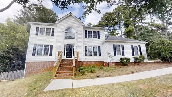 840 Deer Oaks DR, Lawrenceville, GA 30044