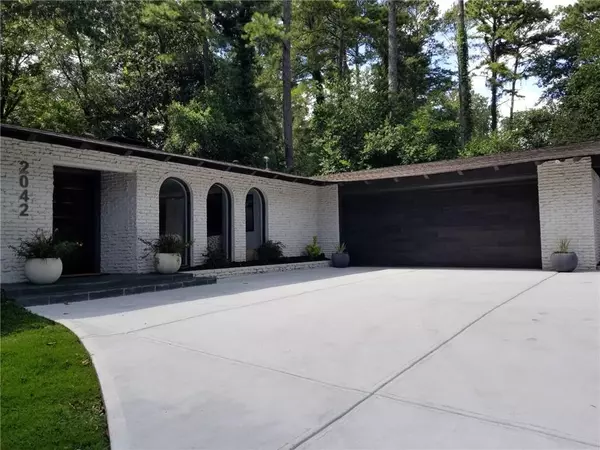 Atlanta, GA 30345,2042 Amberwood WAY NE