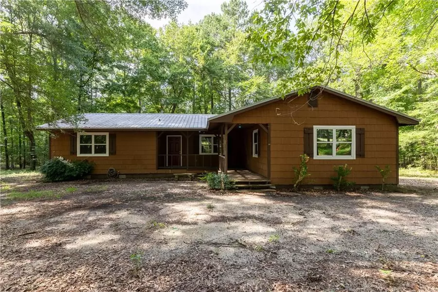 60 Laurie LN, Covington, GA 30016