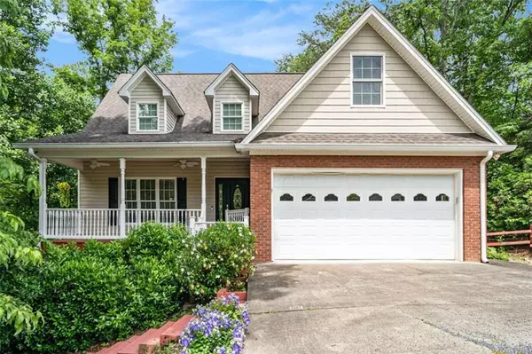 220 Oak Ridge LN, Ellijay, GA 30536
