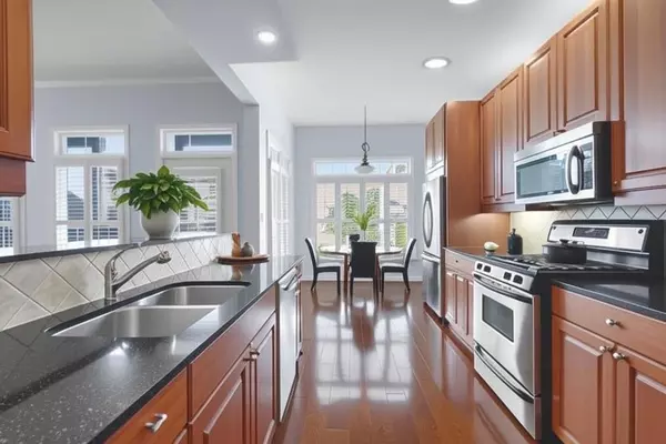 Atlanta, GA 30309,50 Biscayne DR NW #6107