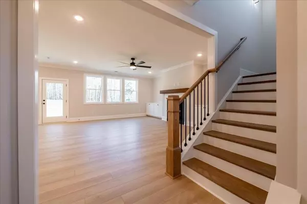 Canton, GA 30015,331 Evie LN