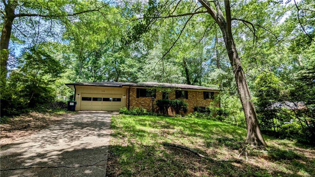 5508 Zanola DR SW, Mableton, GA 30126
