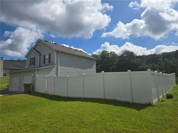 Rex, GA 30273,6646 Creek Turn DR