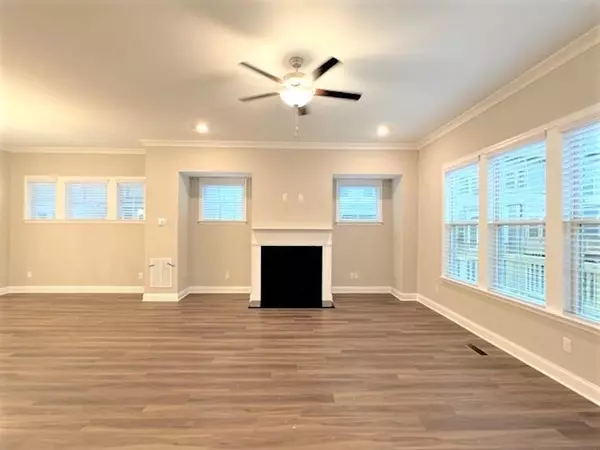 Peachtree Corners, GA 30092,5017 Winters Town LN