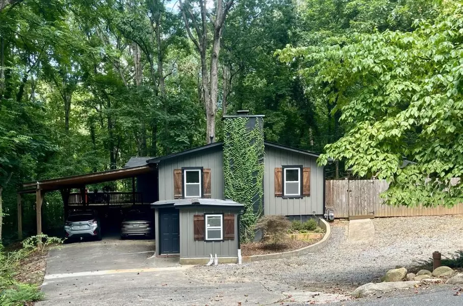 114 Cypress ST, Roswell, GA 30075