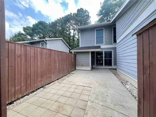 Marietta, GA 30068,5014 Meadow LN