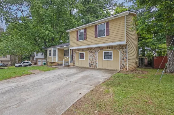 Lithonia, GA 30058,5477 Forest Pines DR