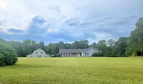 55 Rolling RD, Social Circle, GA 30025