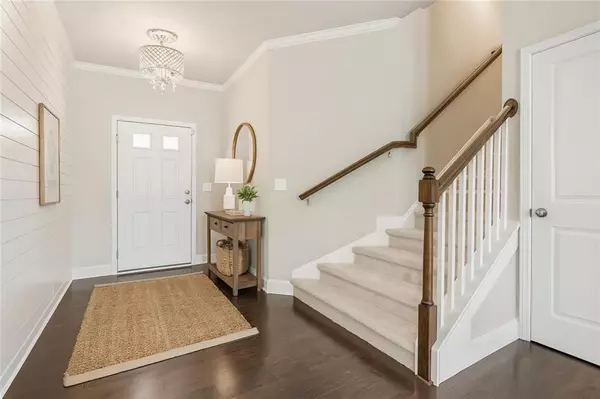 Woodstock, GA 30188,207 Magnolia Creek WAY