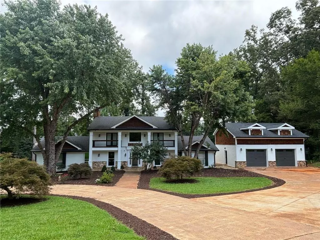 Woodstock, GA 30188,2697 S Cherokee LN