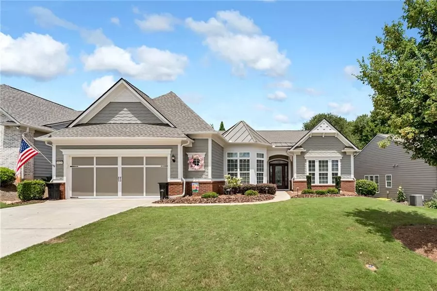 6926 Cherry Blossom LN, Hoschton, GA 30548