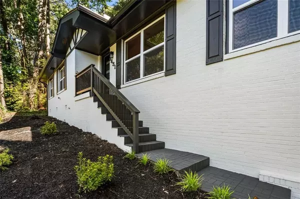 Atlanta, GA 30345,2431 Nancy LN NE