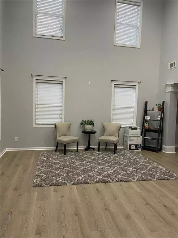 Alpharetta, GA 30004,825 Streamview WAY