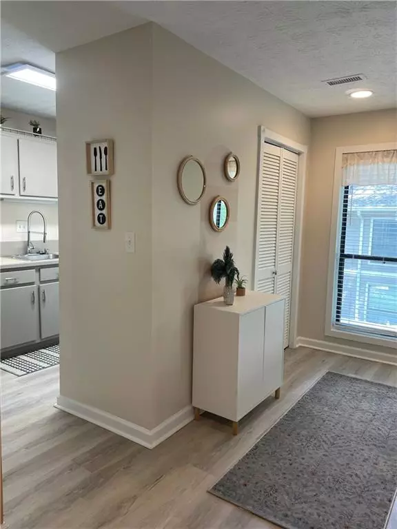 Marietta, GA 30067,204 Wynnes Ridge CIR SE