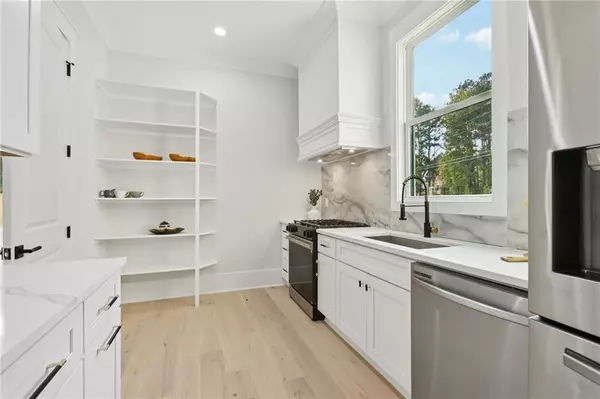 Lawrenceville, GA 30043,1090 Larosa DR