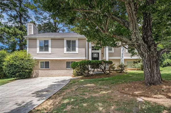 2039 RAINTREE, Lithonia, GA 30058