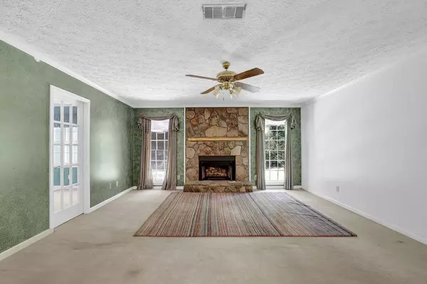 Marietta, GA 30066,1355 Barrier RD