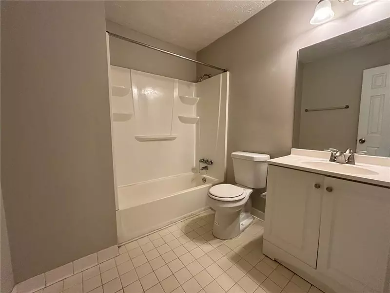 1014 Huntington TRCE SE, Smyrna, GA 30082