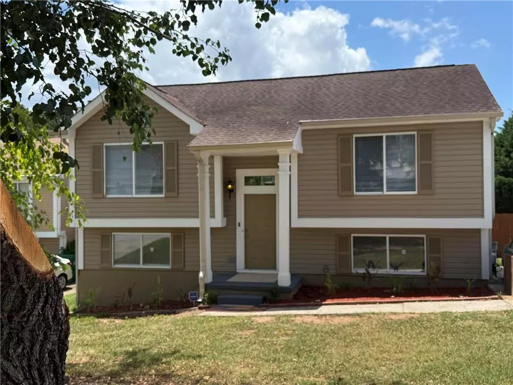 Lithonia, GA 30058,6115 Raintree BND
