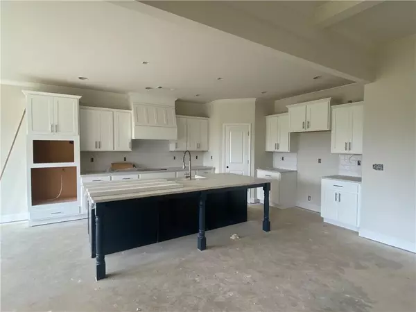 Jefferson, GA 30549,233 Oakdale RD