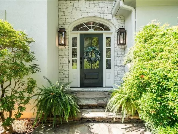 Peachtree Corners, GA 30096,4922 Riveredge DR