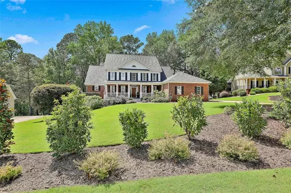 Newnan, GA 30265,905 White Oak DR