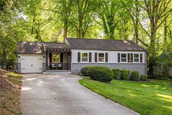 Decatur, GA 30030,1002 Forrest BLVD