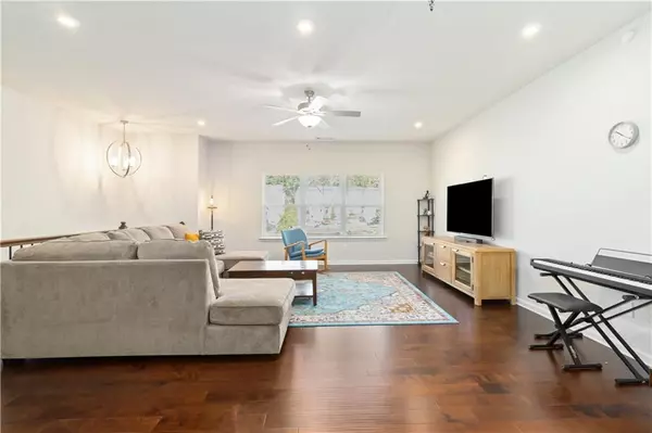 Kennesaw, GA 30144,2517 Hedgeway CIR