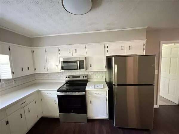 Stone Mountain, GA 30083,500 Carillon CT