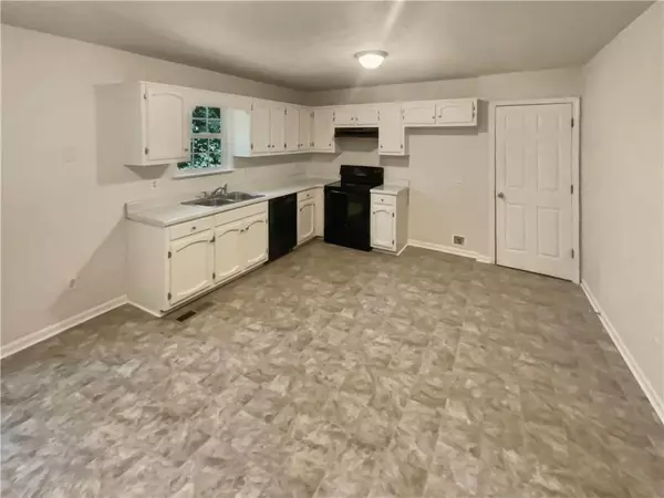 Whitesburg, GA 30185,501 Hollis Thompson DR