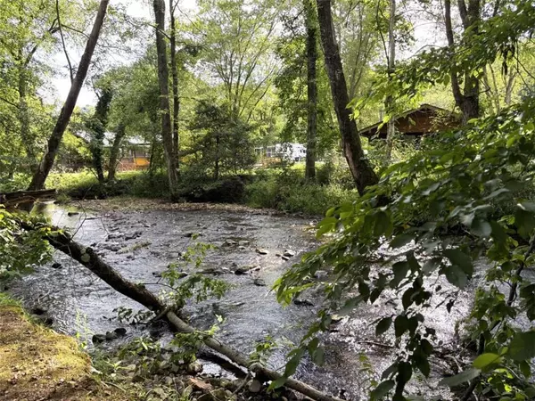 Cleveland, GA 30528,527 Hidden Valley RD