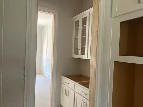 Buford, GA 30518,446 Thunder RD