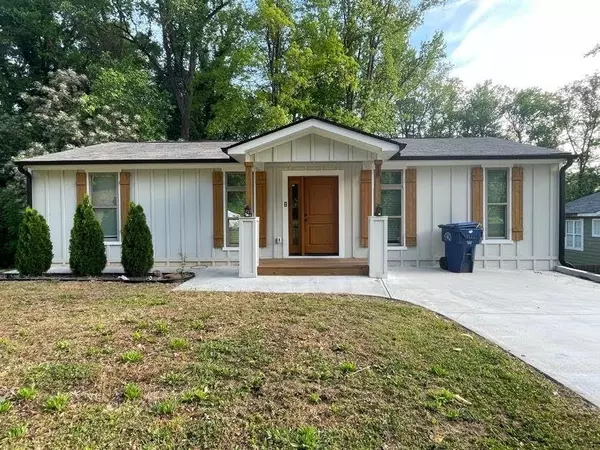 185 Glenrose CIR SW, Atlanta, GA 30354