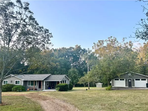 641 Line Creek RD, Senoia, GA 30276