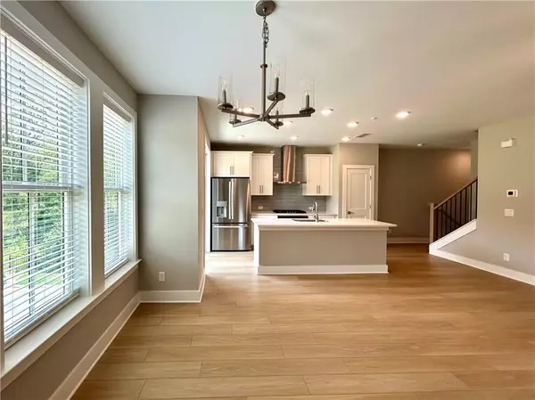 913 Echo Park DR, Suwanee, GA 30024